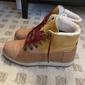 Toms boots